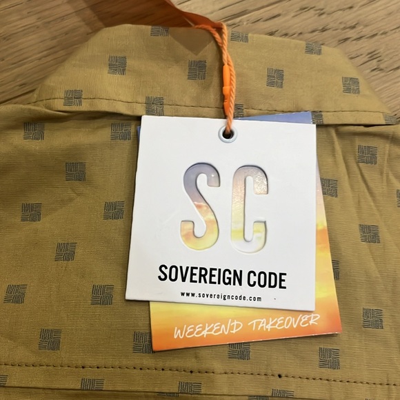 BNWT Boys Button Down Sovereign Code Shirt Size 4 - Picture 4 of 4